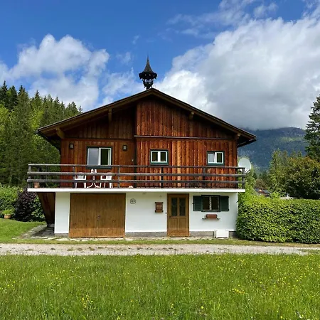 Nyaraló Hiasn Haus *