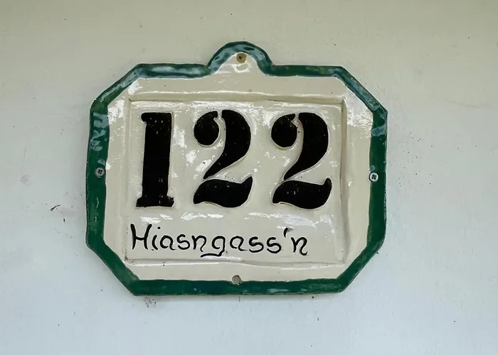 Hiasn Haus Nyaraló *